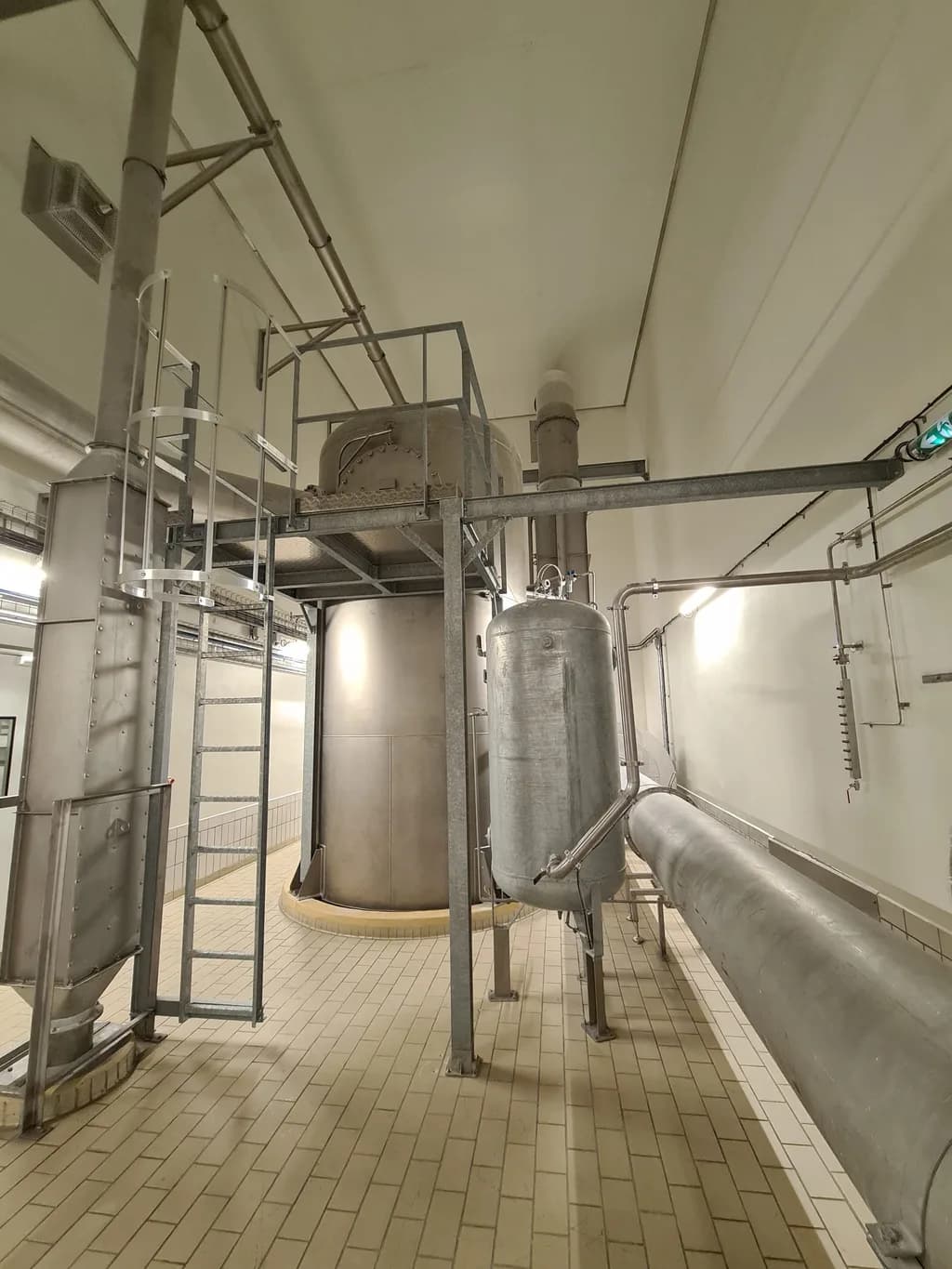 Cuves inox & tuyauterie industrielle
